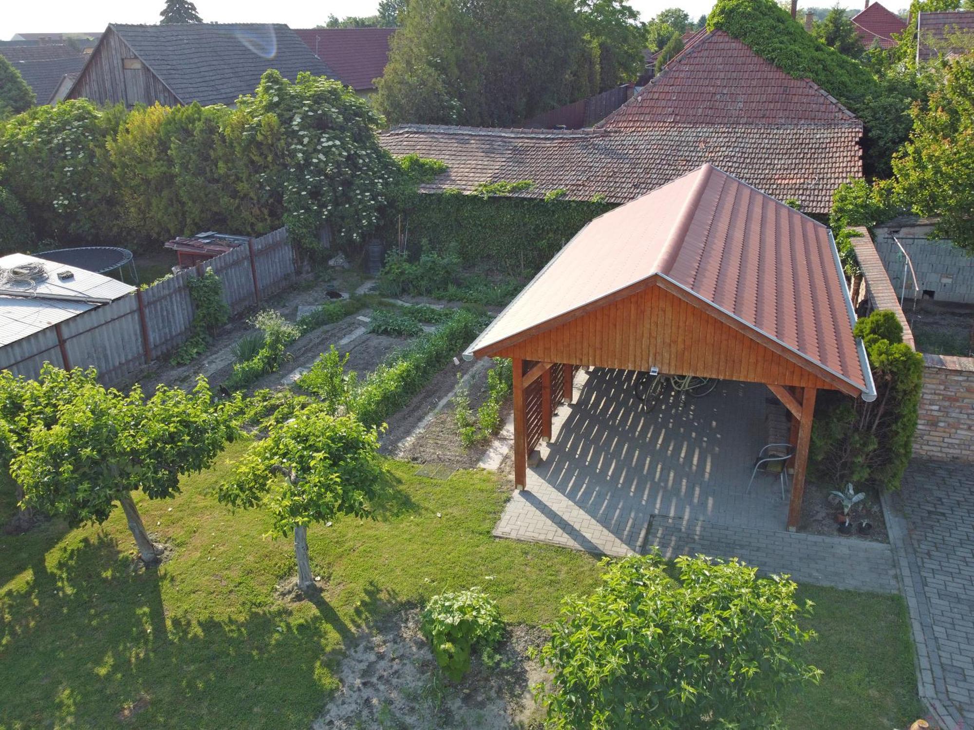 Fuezesi Papa Vendeghaza Hotel Harta Exterior photo